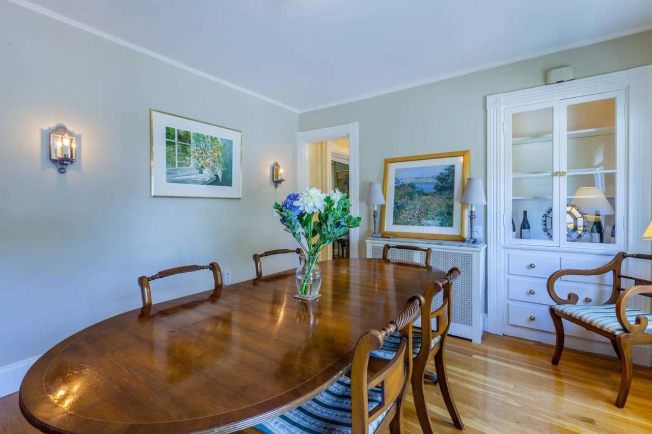 Charming Harvard Victorian เคมบริดจ์ ภายนอก รูปภาพ